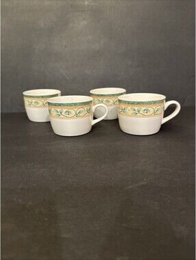 Pfaltzgraff French Quarter 2 Coffee Tea Cups Stoneware Ivy 8 Oz